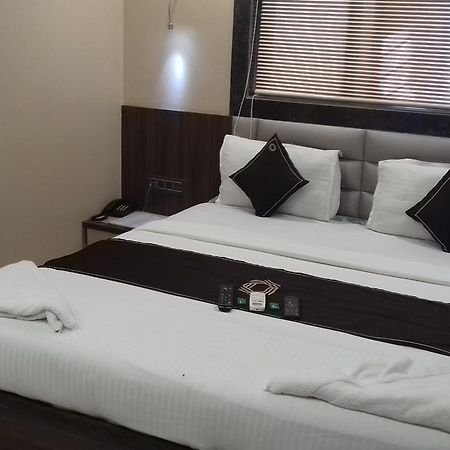 Shine Hospitality 호텔 뭄바이 외부 사진
